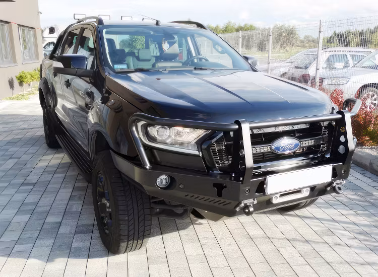 Stötfångare med vinschplatta och frontbåge Ford Ranger 2015-2019