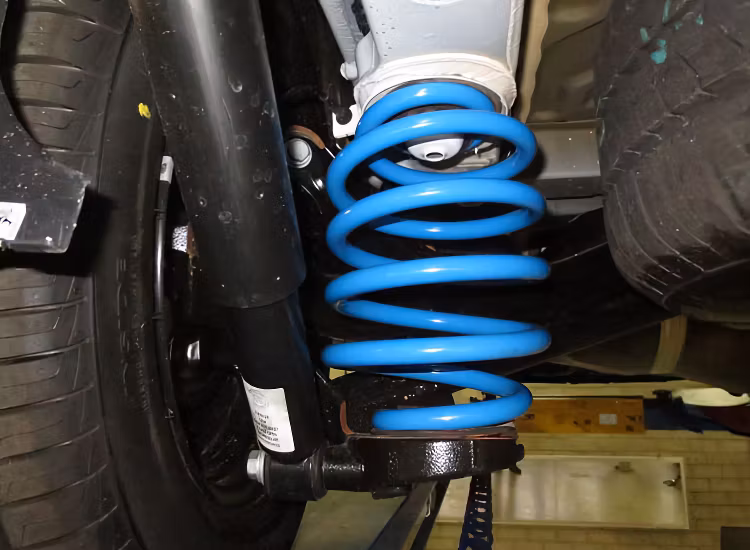 Lastfjädring bak Kia Sportage 4WD 2009-2015