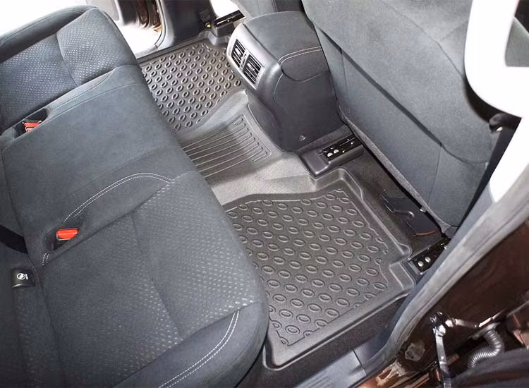 Kupémattor komplett set med hög kant Navara / Alaskan