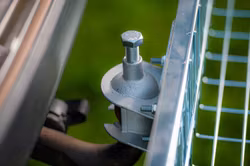 Skruvfäste för 50mm dragkrokar