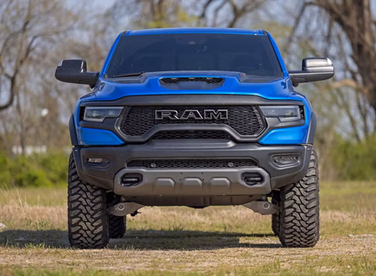 Nivelleringssats Rough Country 1,5 tum OFD Dodge RAM 1500 TRX 21-24