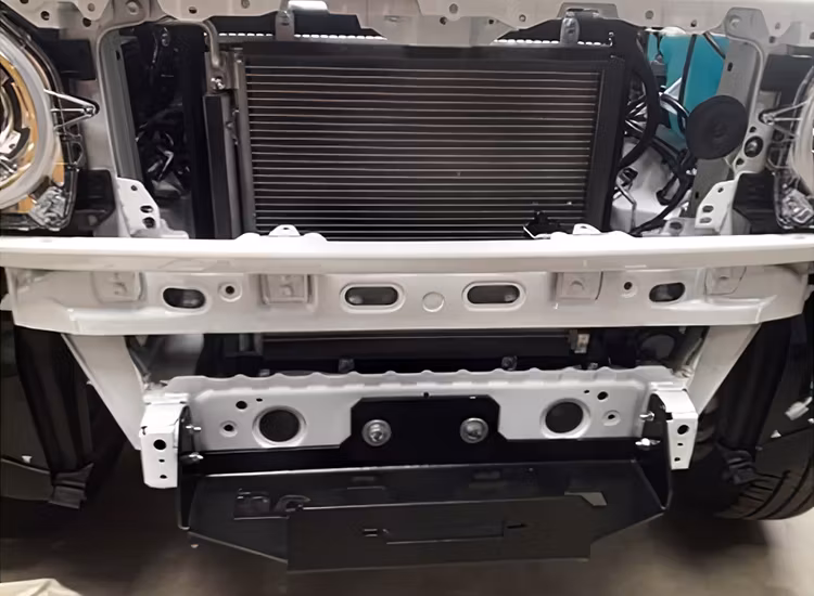 Vinschfäste HD för Suzuki Jimny 2018+