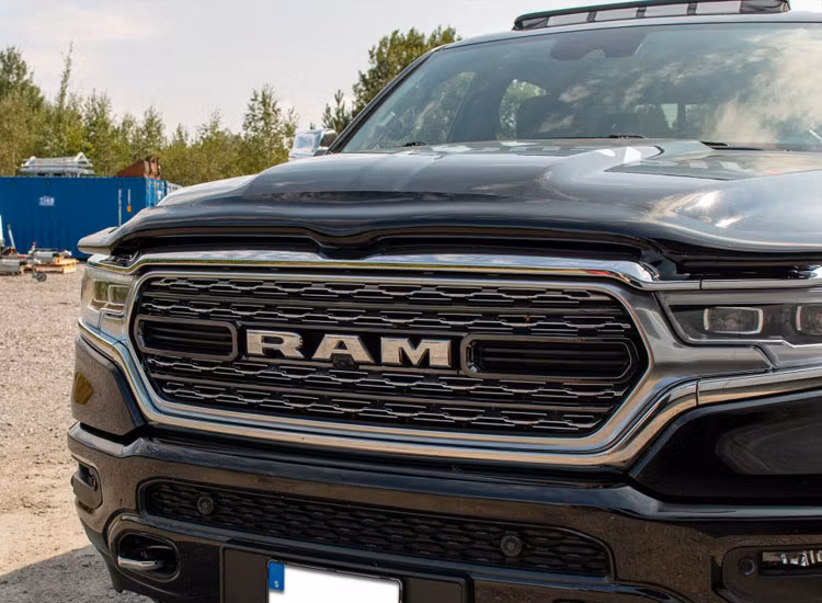 Huvskydd Airplex Dodge Ram 1500 2020+