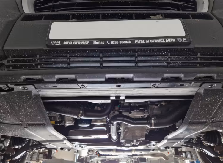 Underkörningsskydd motor / växellåda / kylare Fiat Ducato 2016-2023+