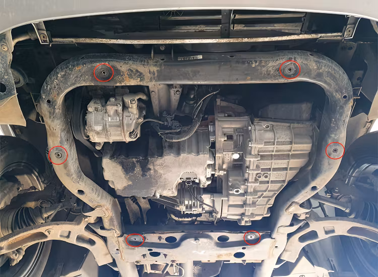 Underkörningsskydd Motor/Växellåda/Kylare VW T5/T6/T6.1 2004-2023