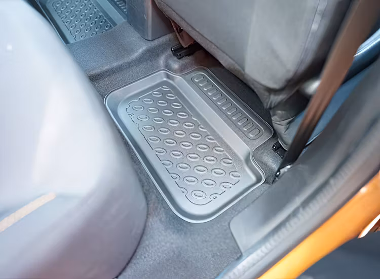 Kupémattor med hög kant Dacia Sandero III 2021+