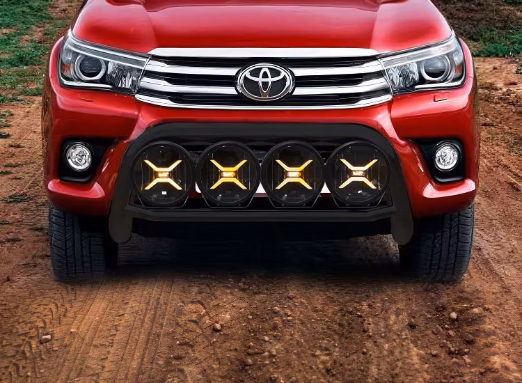Extraljuspaket frontbåge + 4st extraljus Toyota Hilux 2016-2020