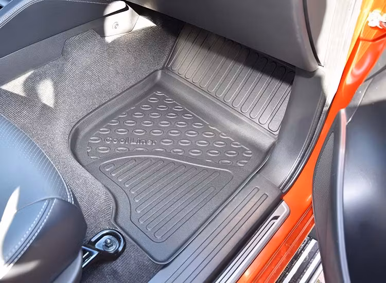 Kupémattor fram med hög kant Mitsubishi L200 IV + Facelift 2015+