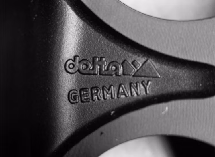 Fälgpaket Delta 4X4 Klassik B 9,5x20" 6/139,7 ET25 275/55R20 Amarok / Ranger 2023+