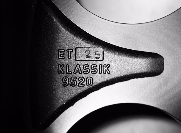 Fälgpaket Delta 4X4 Klassik B 9,5x20" 6/139,7 ET25 275/55R20 Amarok / Ranger 2023+