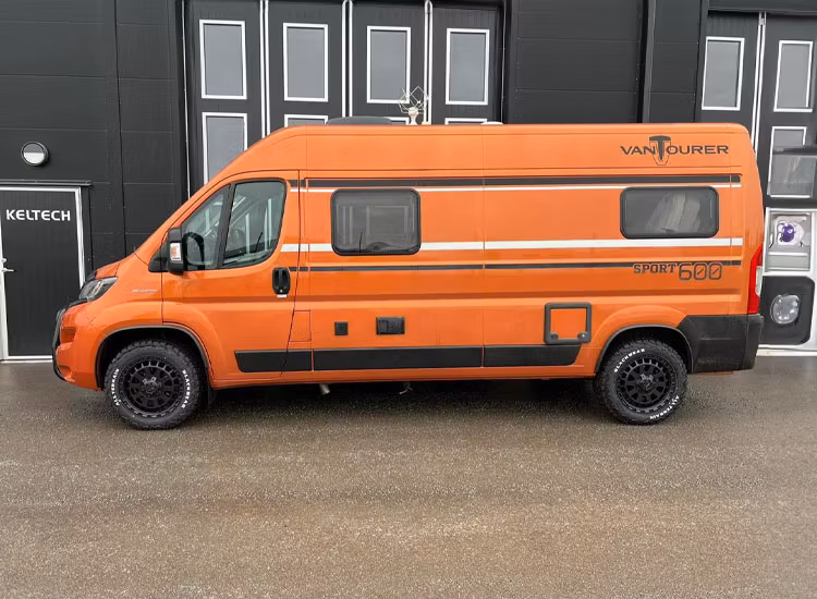 Fälgpaket Dirt A.T D210 8x18 5/118 5/130 ET48 Ducato / Jumper / Boxer