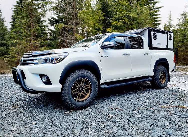 DIRT A.T D111 Bronze black lip 9x17 6x139,7 ET12 CB106,1