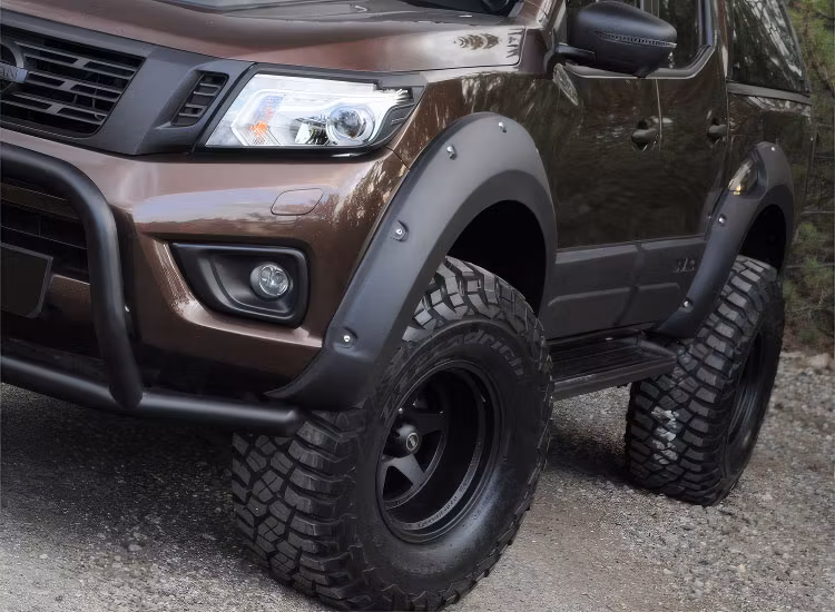 Skärmbreddare 45mm Nissan Navara 2016-2021