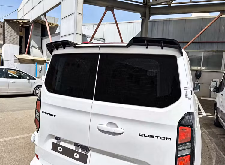 Takvinge V.2 Ford Transit Custom 2024+ Ford Transit Custom 2024+ bakdörrar