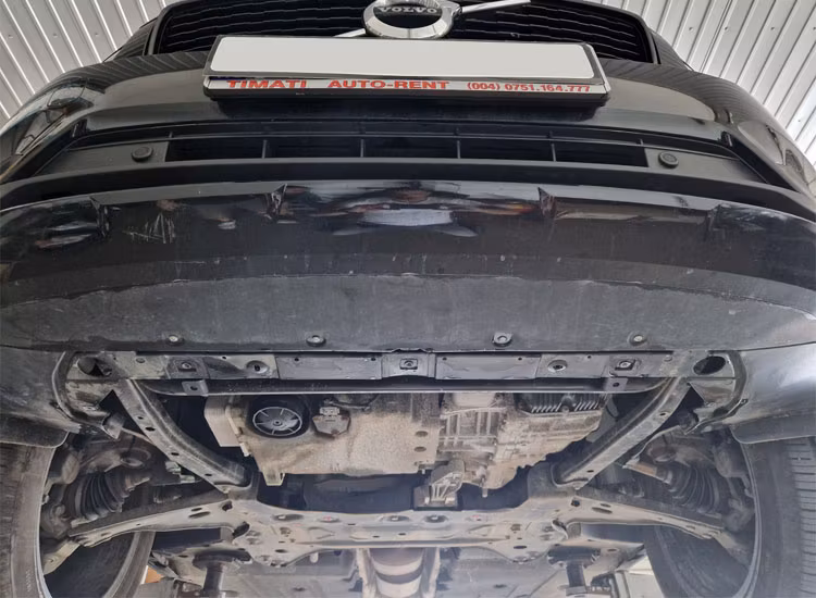 Underkörningsskydd / Hasplåt Volvo C40 2022-2024