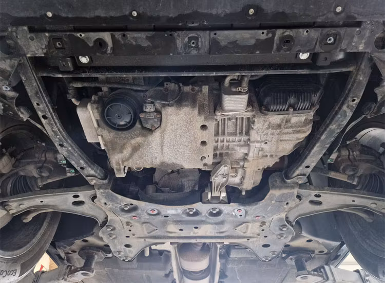 Underkörningsskydd / Hasplåt Volvo C40 2022-2024