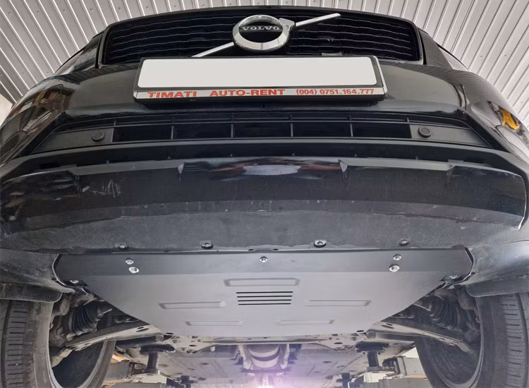 Underkörningsskydd / Hasplåt Volvo C40 2022-2024