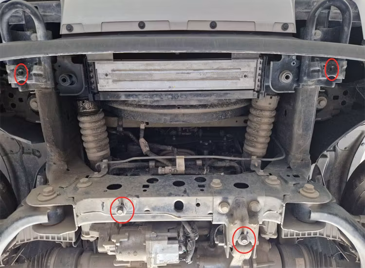 Underkörningsskydd Kylare VW Amarok 2023+