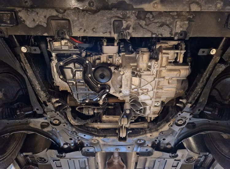 Underkörningsskydd Motor/Kylare/Växellåda Renault Arkana 2020-2024