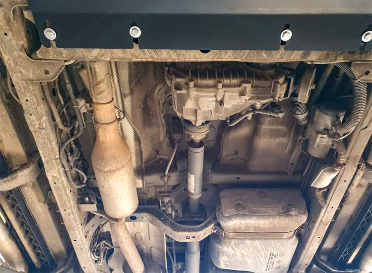 Underkörningsskydd Växellåda Alaskan 2017+ / Navara 15-21 / X-Klass 17-20