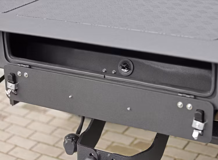 Expeditionskåpa Toyota Hilux dubbelhytt 2015+