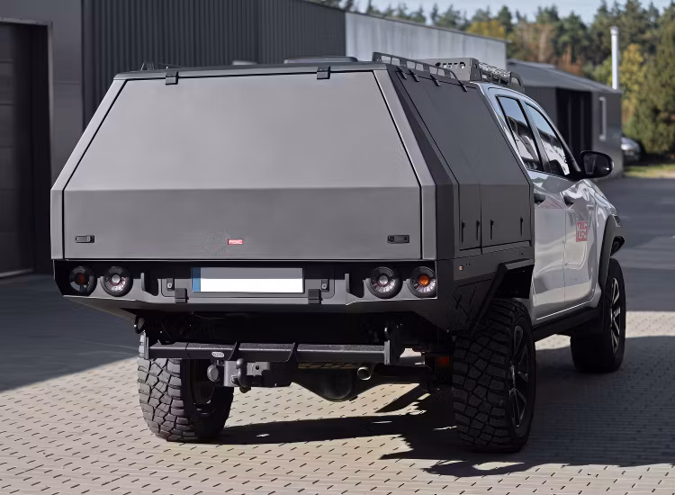 Expeditionskåpa Toyota Hilux dubbelhytt 2015+