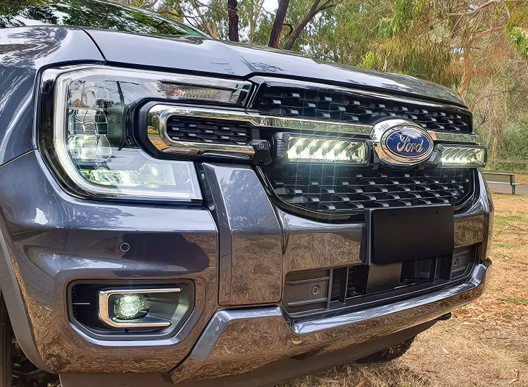 Extraljuskit Lazer Triple-R 850 Ford Ranger Limited 2023+