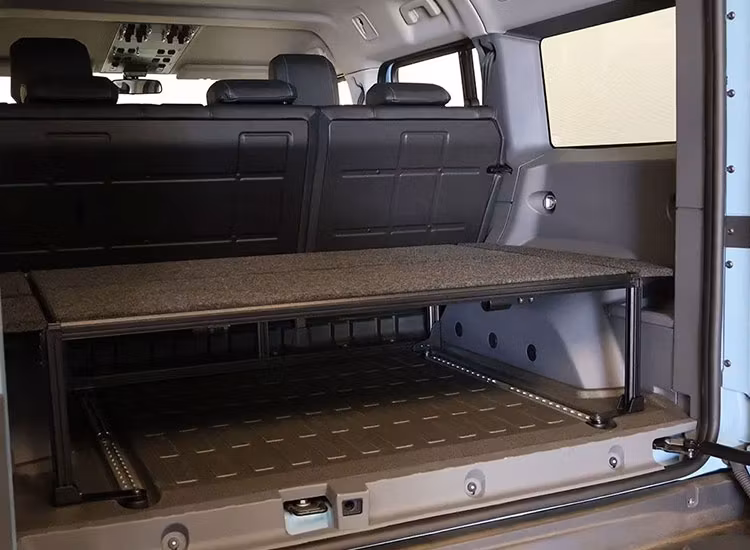 Förvaringssystem Ineos Grenadier Front Runner