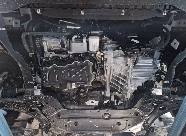 Skyddar motor / växellåda / kylare på din T7 2023-2024