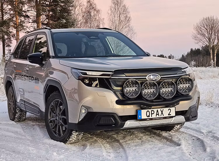Q-light extraljusbåge Subaru Forester 2025+