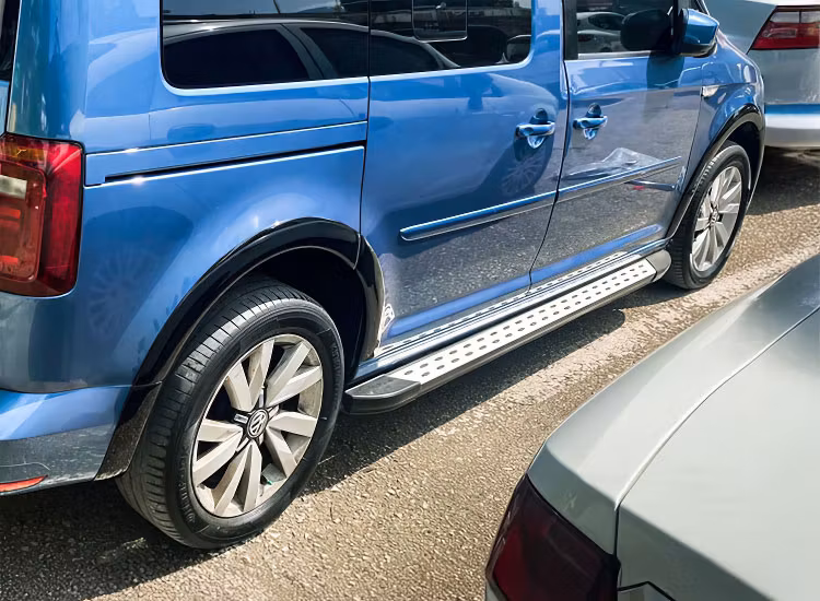 Skärmbreddare mattsvarta VW Caddy 2016-2020