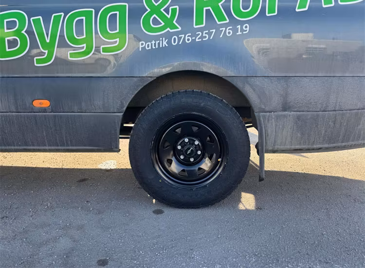 Fälgpaket Goss Triangle 17tum Mercedes Sprinter 2018+