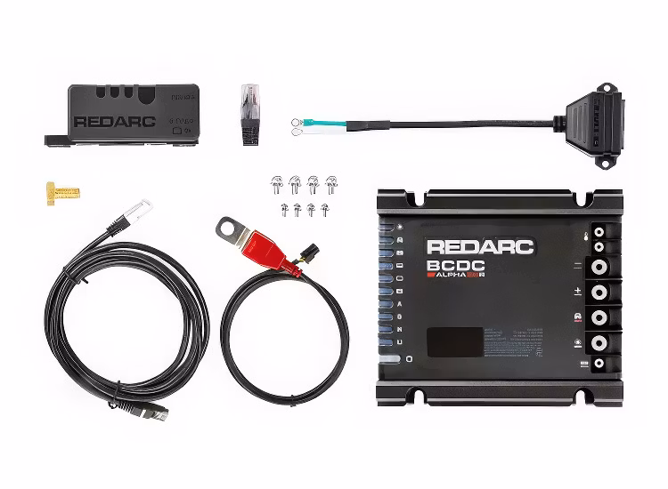 REDARC BCDC 12050R laddare 50A & MPPT solcellsregulator