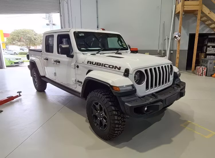 Pedders HD lastfjädringskit & foamcell stötdämpare Jeep Gladiator 2019+