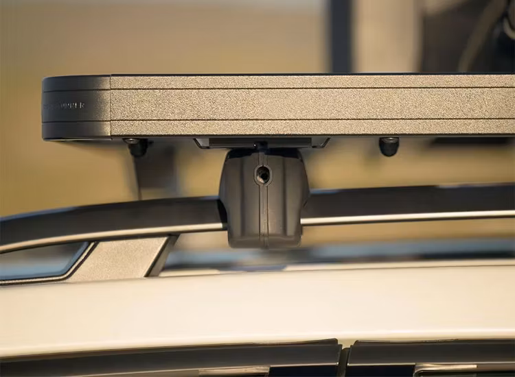 Front Runner takplattform Slimline II Grab-on fästen / förhöjda rails 1165mm x 1156mm