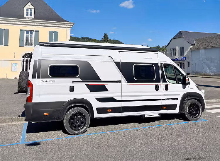 Fälgpaket Delta Klassik B Gunmetal Grey 8,5x18 5/118 / 5/130 ET45 Ducato / Jumper / Boxer