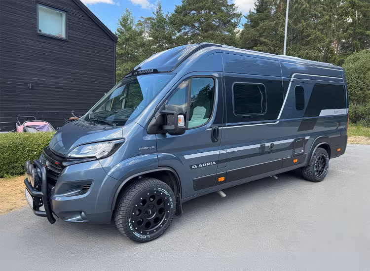 Fälgpaket Delta Klassik B Gunmetal Grey 8,5x18 5/118 / 5/130 ET45 Ducato / Jumper / Boxer