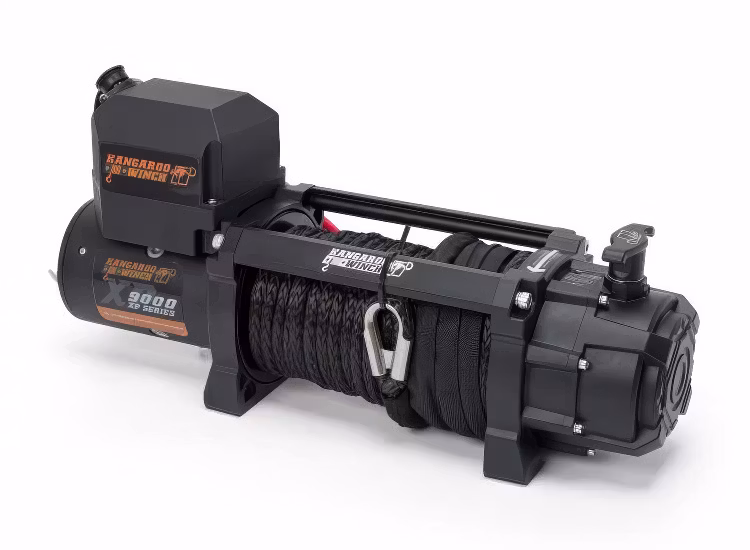 Kangaroo vinsch K9000XP 9.000 lbs syntetlina, trådlös fjärrkontroll 12V