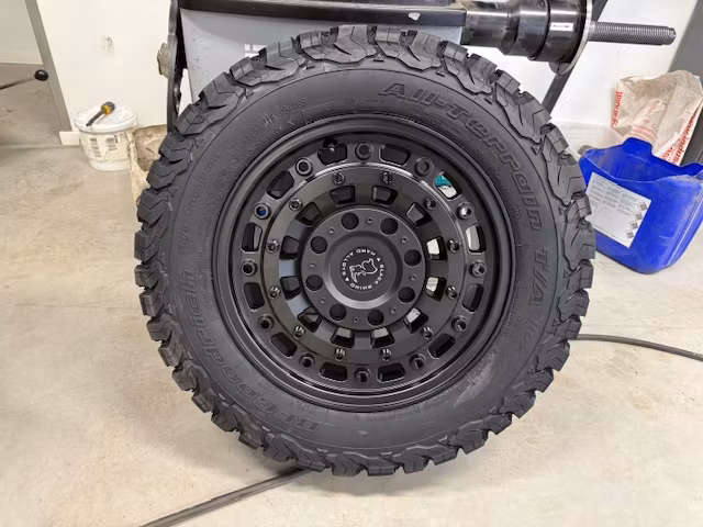 Black Rhino Arsenal 8x18 6/130 ET38 Mercedes Sprinter