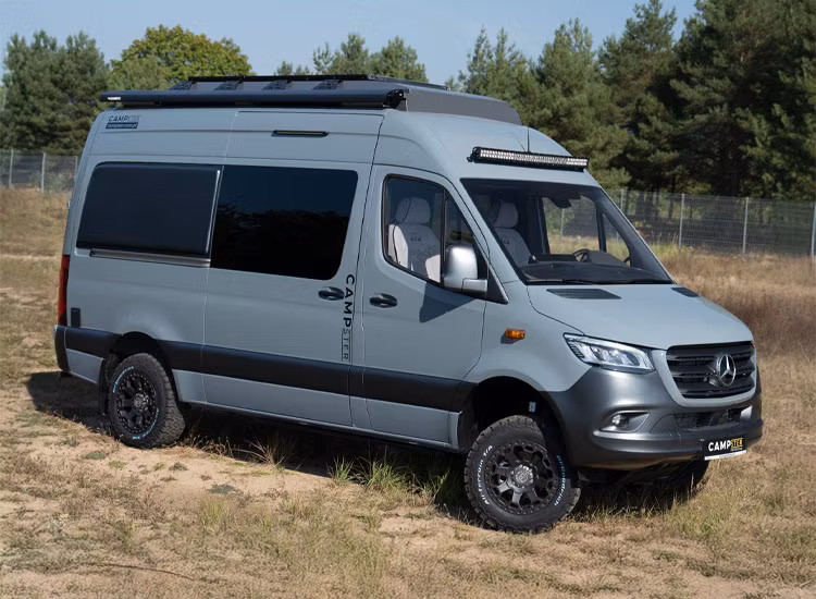 V-BOARD automatiskt sidosteg för VW Crafter och Mercedes Sprinter