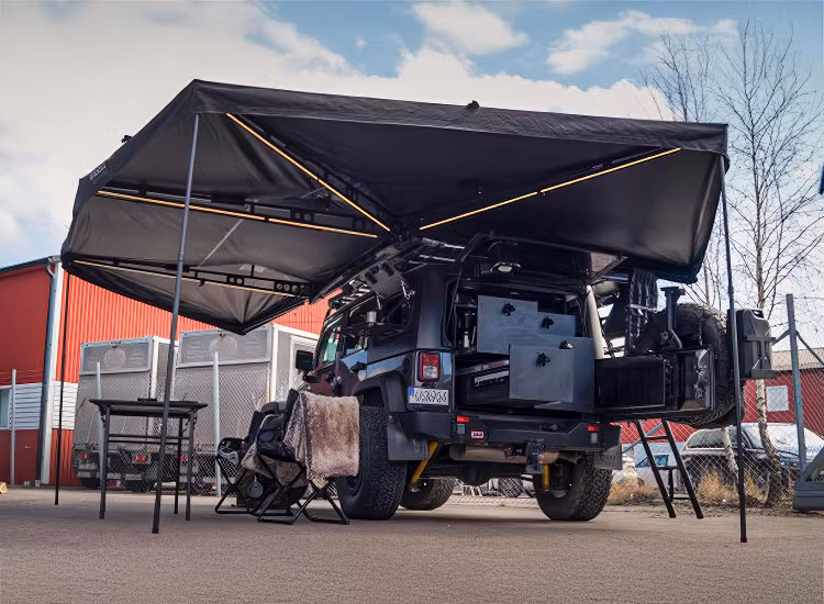 Gasell Adventure utdragbar fristående 270° markis med inbyggd belysning