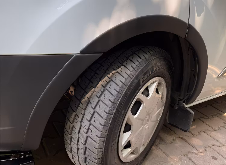 Skärmbreddare mattsvarta Ford Transit Custom 2018-2023