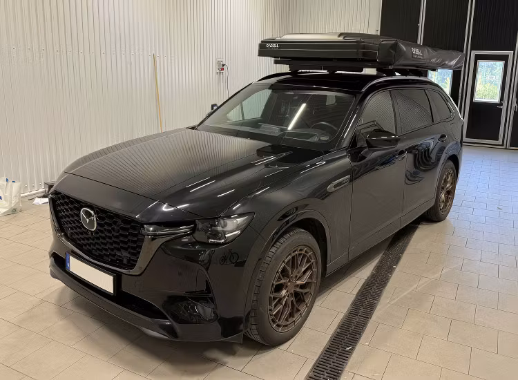 Frontrunner takplatform Slimline II monterad på en Mazda CX-80 2025