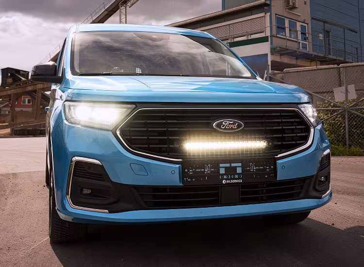 Extraljuskit Lazer Linear-18 / Glide Ford Transit Connect 2023+