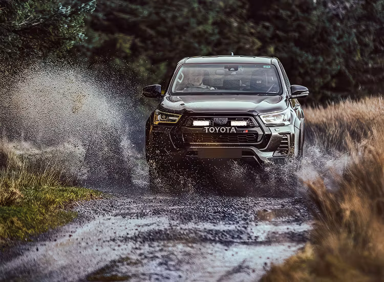 Extraljuskit Lazer Triple-R 750 Toyota Hilux GR Sport II 2023-2024