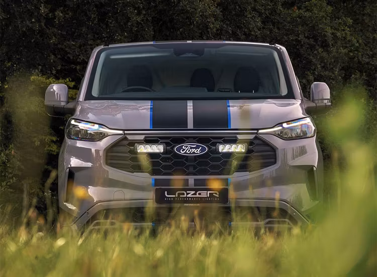 Extraljuskit Lazer Triple-R 750 Ford Transit Custom Sport 2024+