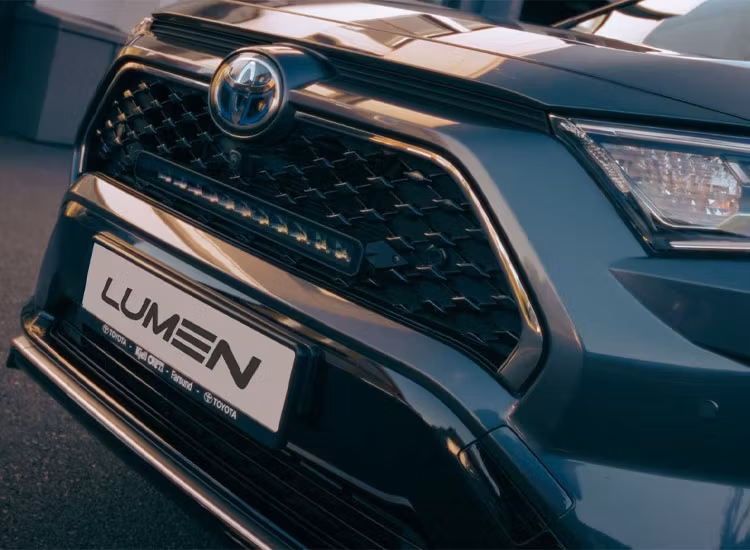 Lumen grillkit Helios S20 Toyota RAV4 Plug-in Hybrid 2024+