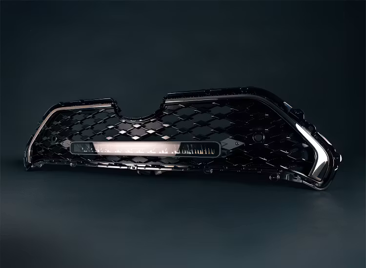 Lumen grillkit Helios S20 Toyota RAV4 Plug-in Hybrid 2024+