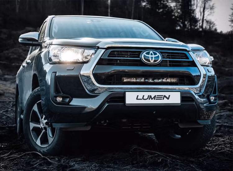 Lumen grillkit Performance CS20 Toyota Hilux SR 2021+