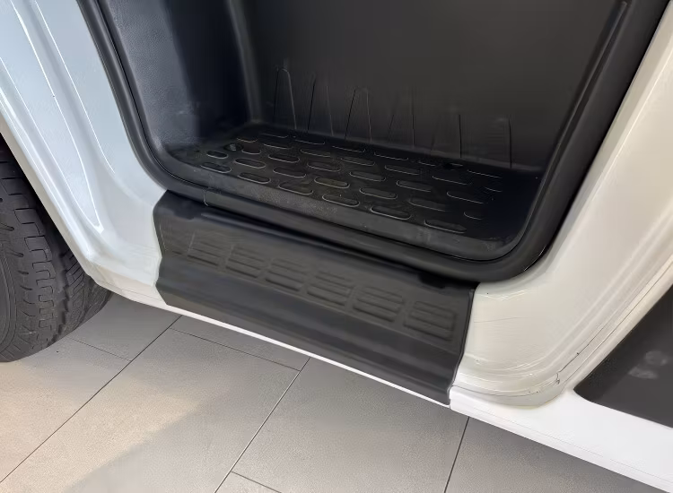 Instegsskydd Ducato / Jumper / Boxer / ProAce MAX